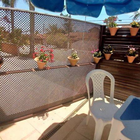 Sobrado Com Piscina Em Condomino Fechado A 150 M Da Praia 까라과따뚜바 외부 사진
